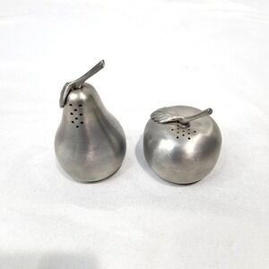 Web Pewter 1125 Apple and Pear Salt and Pepper Shakers Set Vintage Brushed Metal